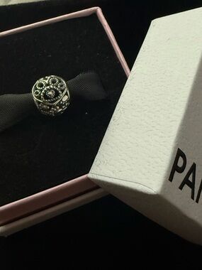 PANDORA FUR BABY HEARTS & PAW PRINTS CHARM